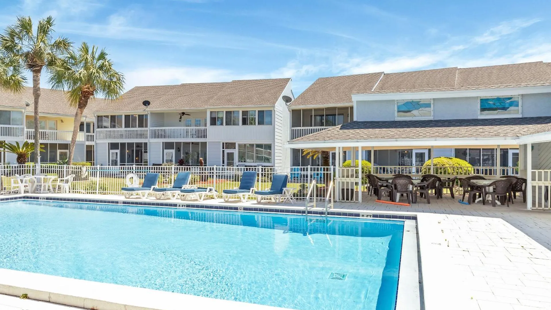 Sandpiper Cove 1034- By Holiday Isle Properties Destin