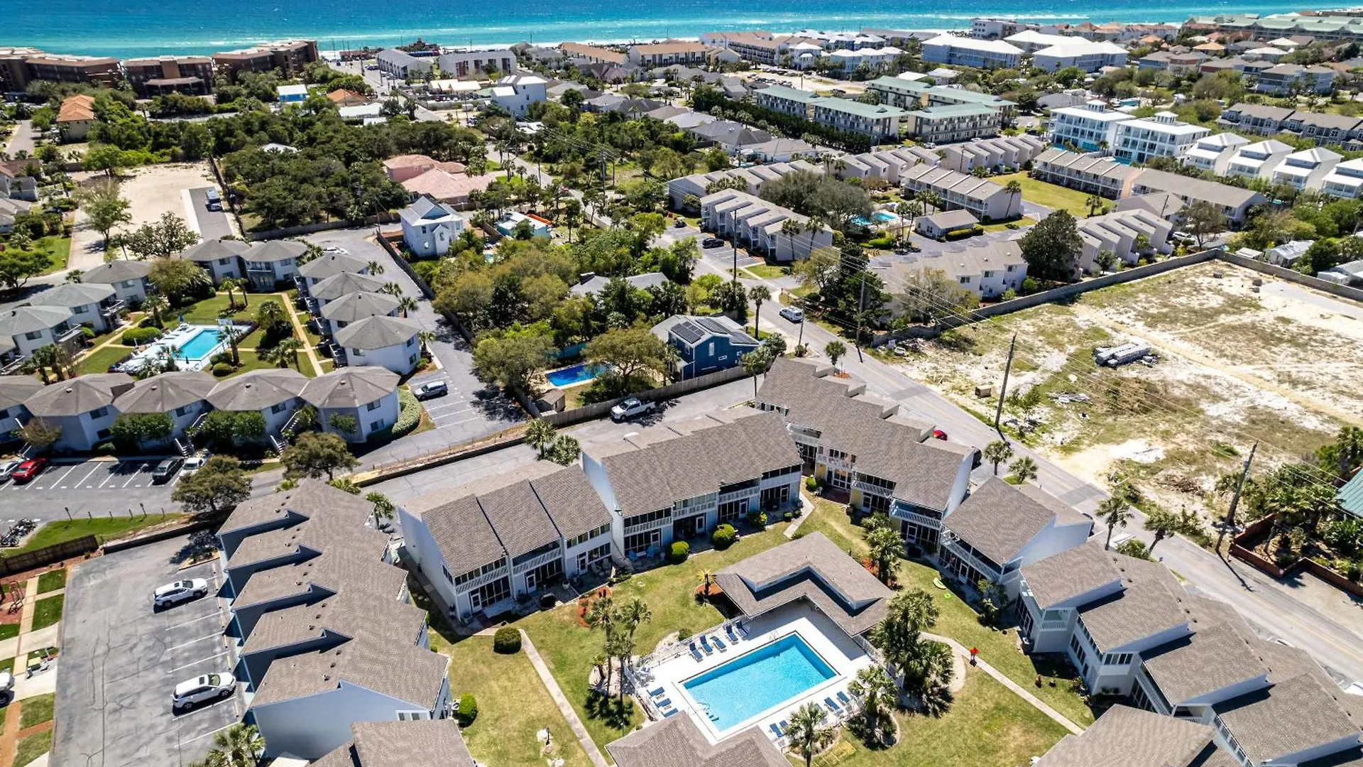 Sandpiper Cove 1034- By Holiday Isle Properties Destin Apartment